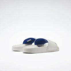 Reebok Claquettes Classic 9 Reebok Claquettes Classic -Magasin D'Articles De Sport claquettes classic 4