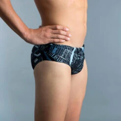 MAILLOT DE BAIN NATATION HOMME SLIP 900 PRINT KOLI GRIS -Magasin D'Articles De Sport maillot de bain natation homme slip 900 print koli gris 2