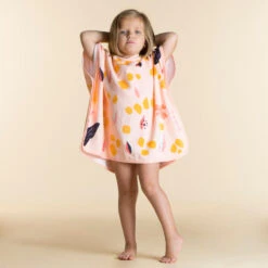 Poncho De Bain Coton Bébé - Girafe Blanc Rose -Magasin D'Articles De Sport poncho de bain coton bebe girafe blanc rose 2
