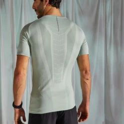 T-SHIRT RUNNING HOMME RESPIRANT KIPRUN SKINCARE VERT EDITION LIMITEE -Magasin D'Articles De Sport t shirt running homme respirant kiprun skincare vert edition limitee 4