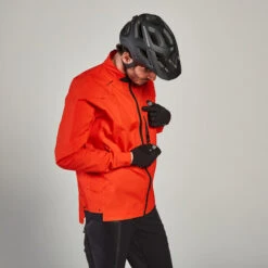 Rockrider VESTE COUPE PLUIE VELO VTT EXPL 500 ROUGE -Magasin D'Articles De Sport veste coupe pluie velo vtt expl 500 rouge 2