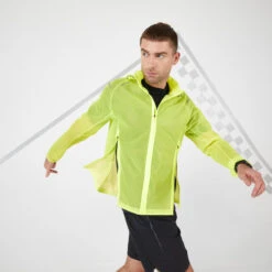 VESTE RUNNING HOMME COUPE PLUIE KIPRUN LIGHT JAUNE -Magasin D'Articles De Sport veste running homme coupe pluie kiprun light jaune 3
